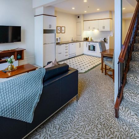 Beauty In The Cbd - 1Bed Free Parking Pool Lägenhet Christchurch Exteriör bild